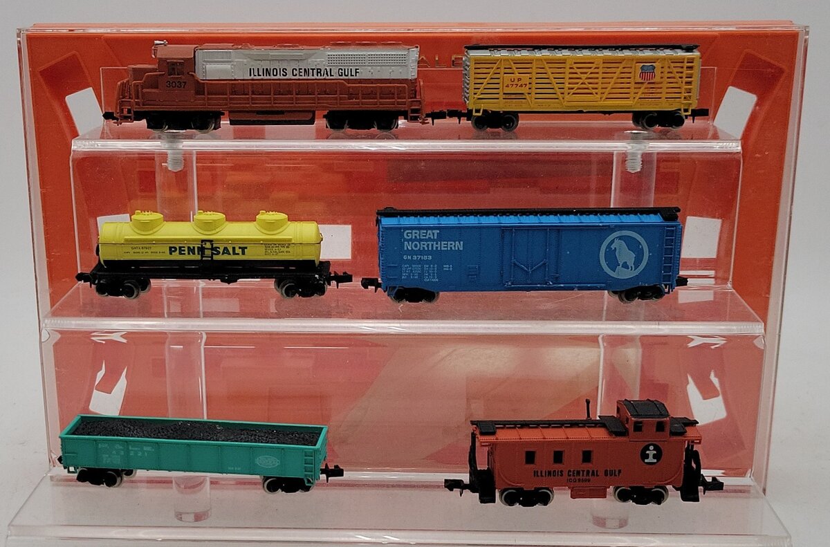 Bachmann 4026 N Illinois Central Gulf  GP-40 Diesel 5 Car Set EX/Box
