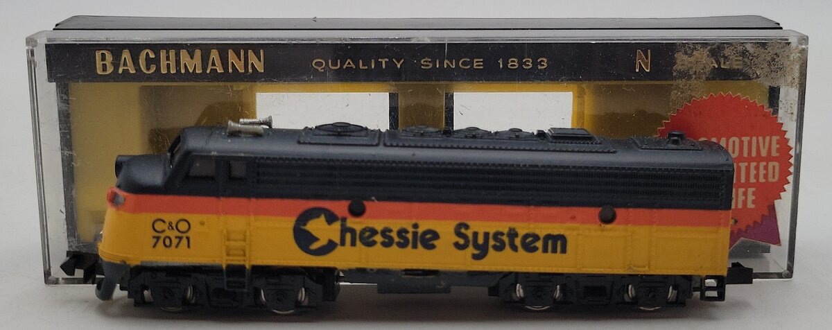 Bachmann 4656 N Scale C&O EMD F9 Diesel Locomotive #7071 EX/Box