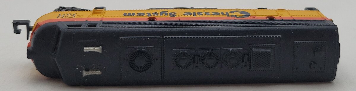 Bachmann 4656 N Scale C&O EMD F9 Diesel Locomotive #7071 EX/Box