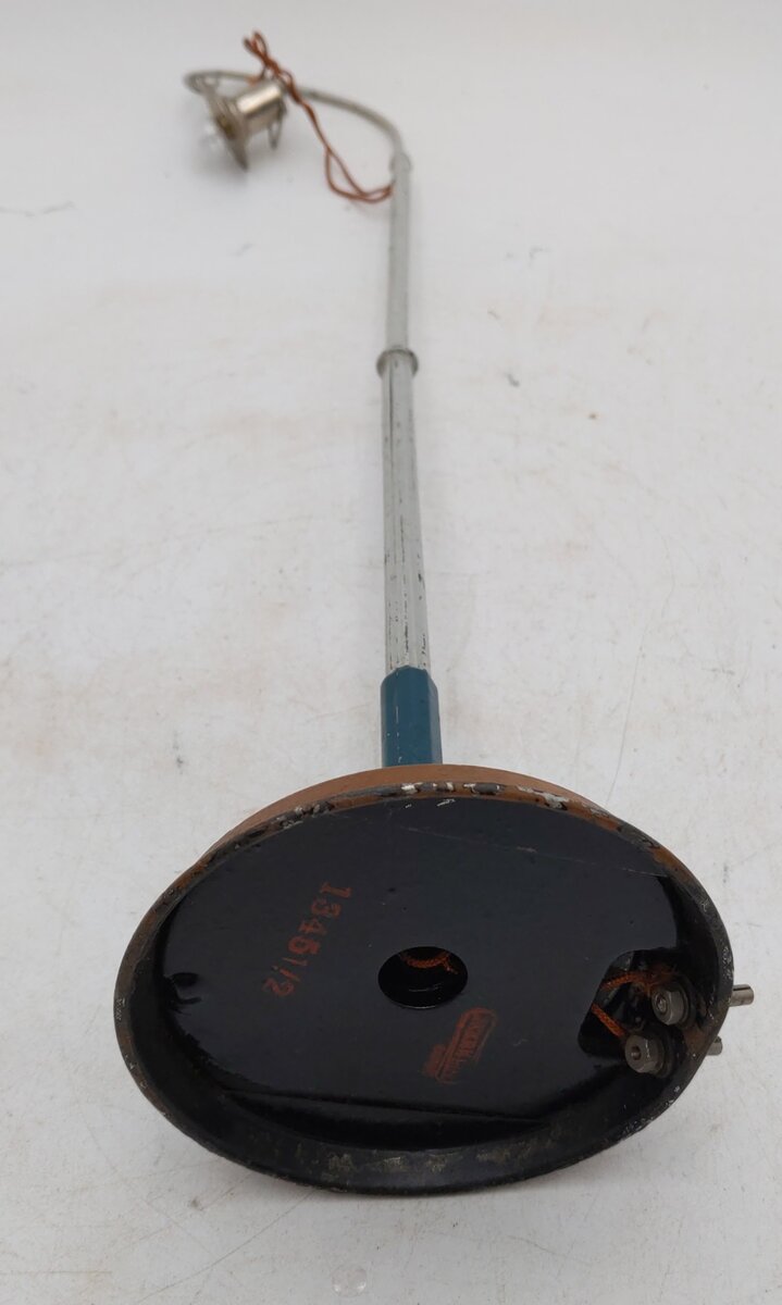 Marklin 13451/2 Standard Vintage Tin Station Light Post VG