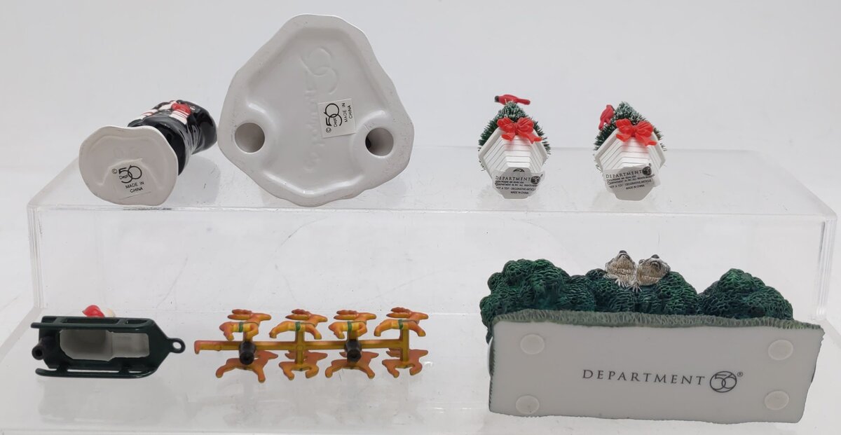 Dept 56 Resin And Ceramic Accessories #54763,4038872,4025465,5139-0 [4] EX/Box