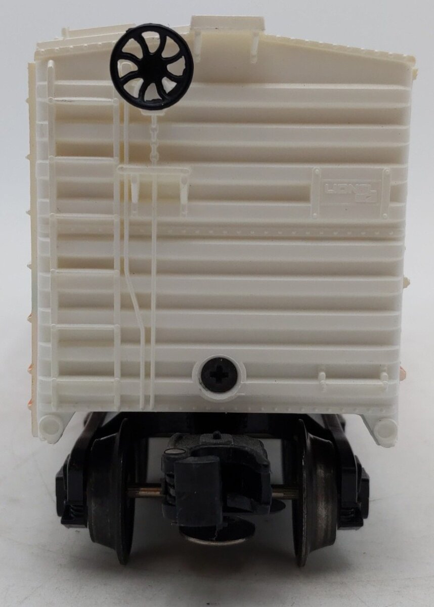Lionel 6-9733 O Gauge Airco LCCA Boxcar with Tank EX