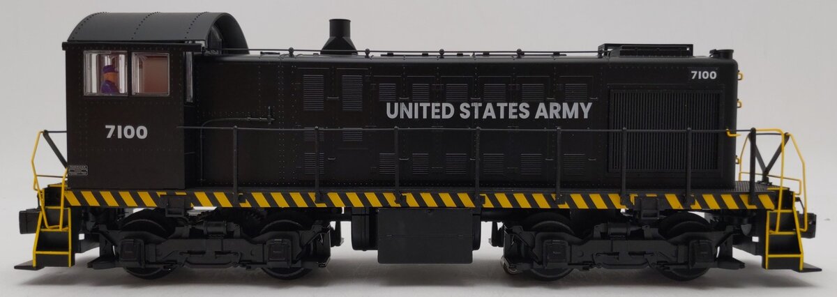Lionel 2433350 O Gauge US Army S2 w/Bluetooth Diesel Locomotive #7100 EX/Box