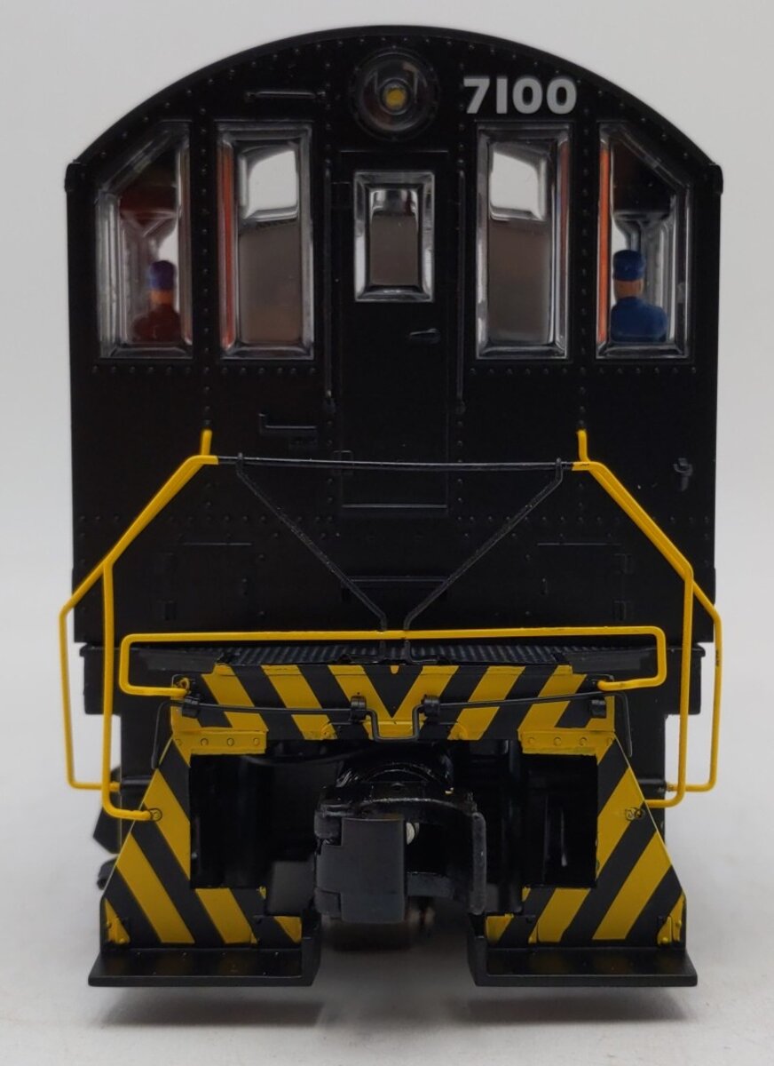 Lionel 2433350 O Gauge US Army S2 w/Bluetooth Diesel Locomotive #7100 EX/Box