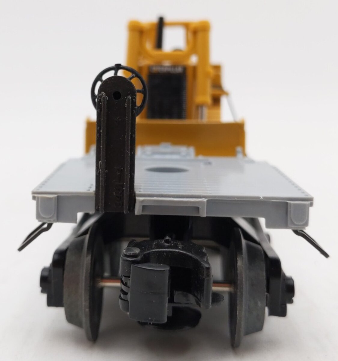 Lionel 6-16935 O Gauge Union Pacific Flatcar with Ertl Bulldozer LN/Box