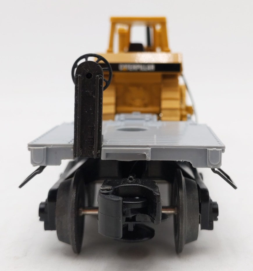 Lionel 6-16935 O Gauge Union Pacific Flatcar with Ertl Bulldozer LN/Box