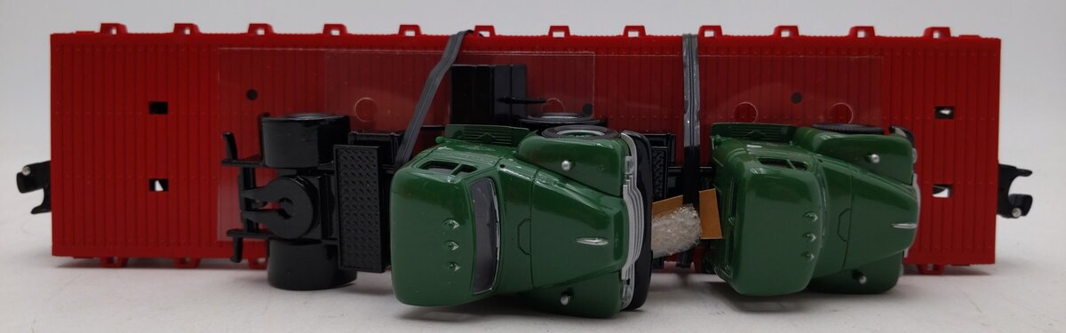 Lionel 6-17534 O Gauge Diamond T Flat Car w/Mack Trucks #9823 LN/Box
