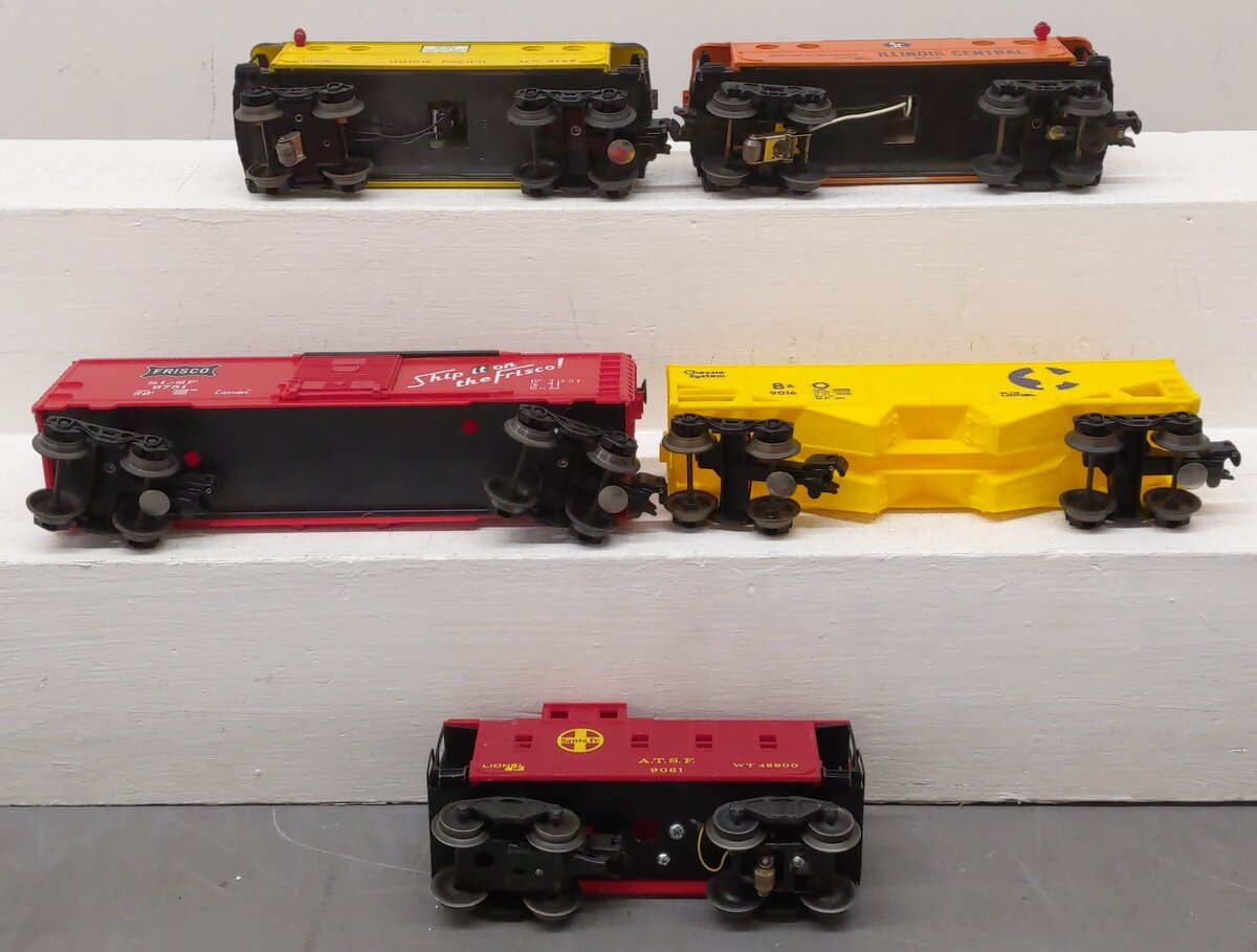 Lionel O Assorted Freight Cars 6-9751, 6-9016, 6-9168, 6-9061, 6-9150 [5] VG
