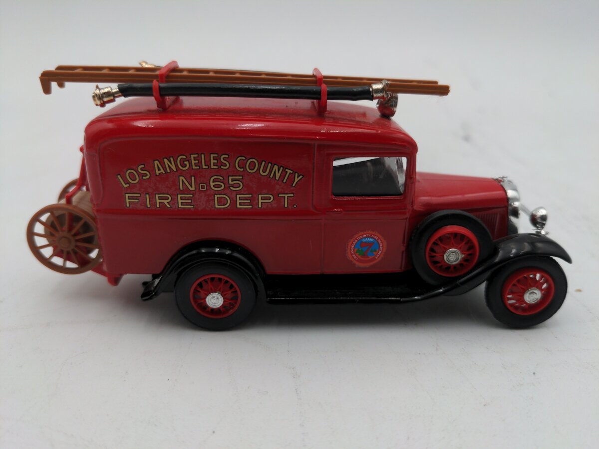 Eligor 1/43 Los Angeles County No. 65 Fire Dept. EX/Box