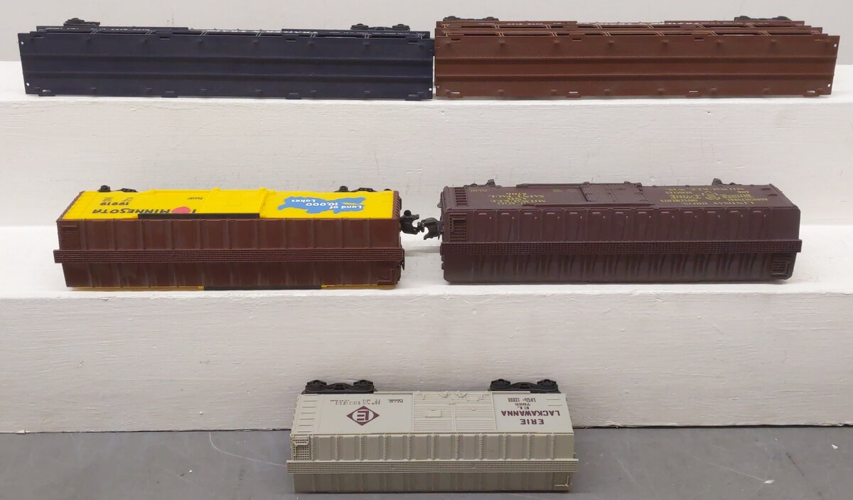 Lionel O Assorted Freight Cars 6-9129, 6-9125, 6-199919, 6-5706, 6-7925 [5] EX