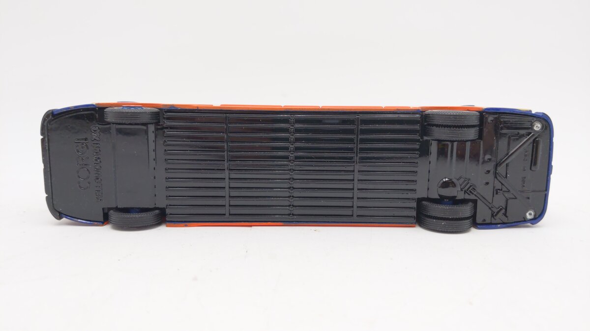 Corgi 53902 1:50 Scale Lionel Bus Lines Coach #148 EX/Box