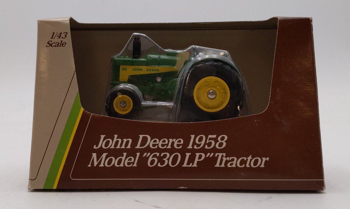 Ertl 5599 1:43 Vintage Vehicles John Deere 630 LP NIB