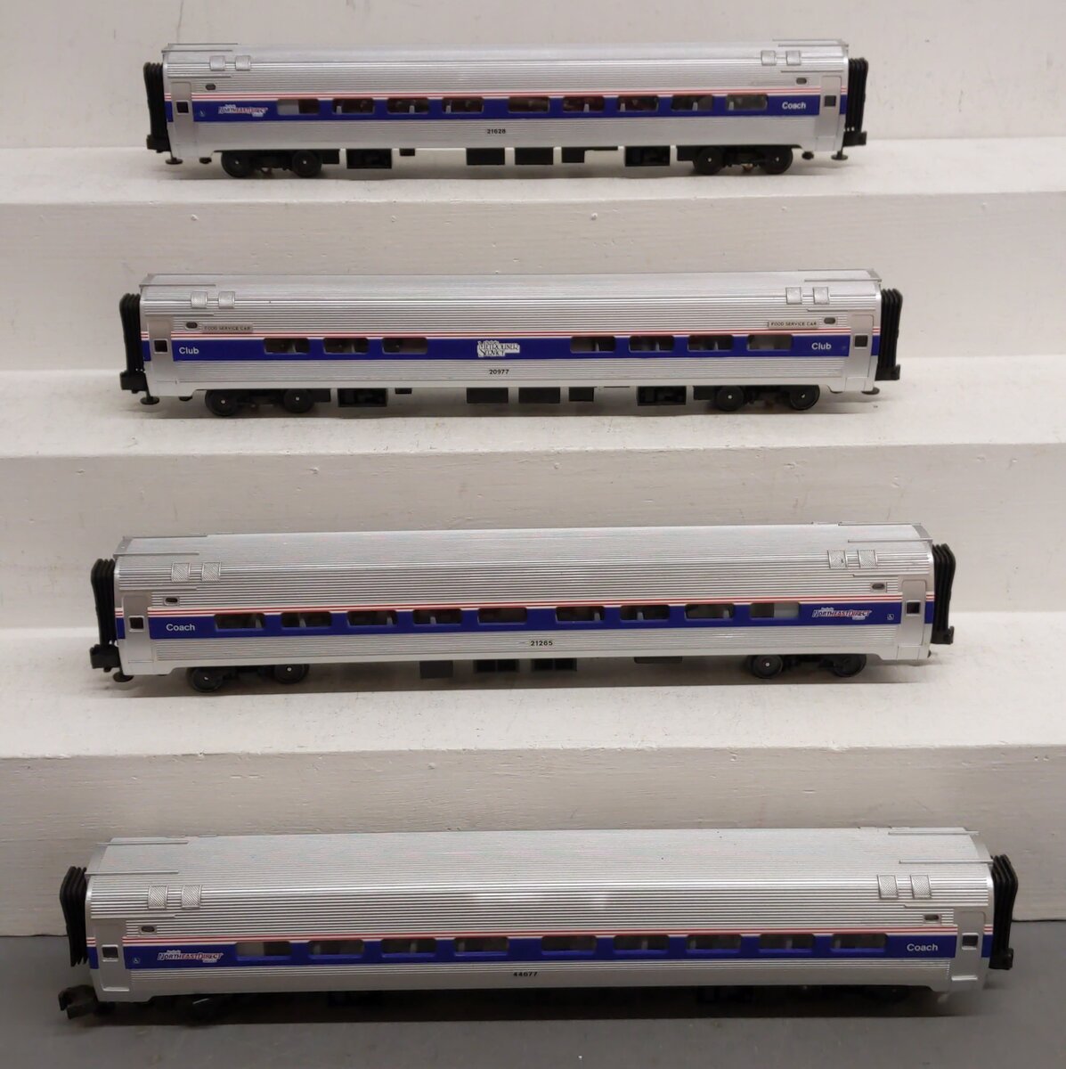 MTH 20-6531 O Gauge Amtrak Amfleet 4-Car Passenger Set EX