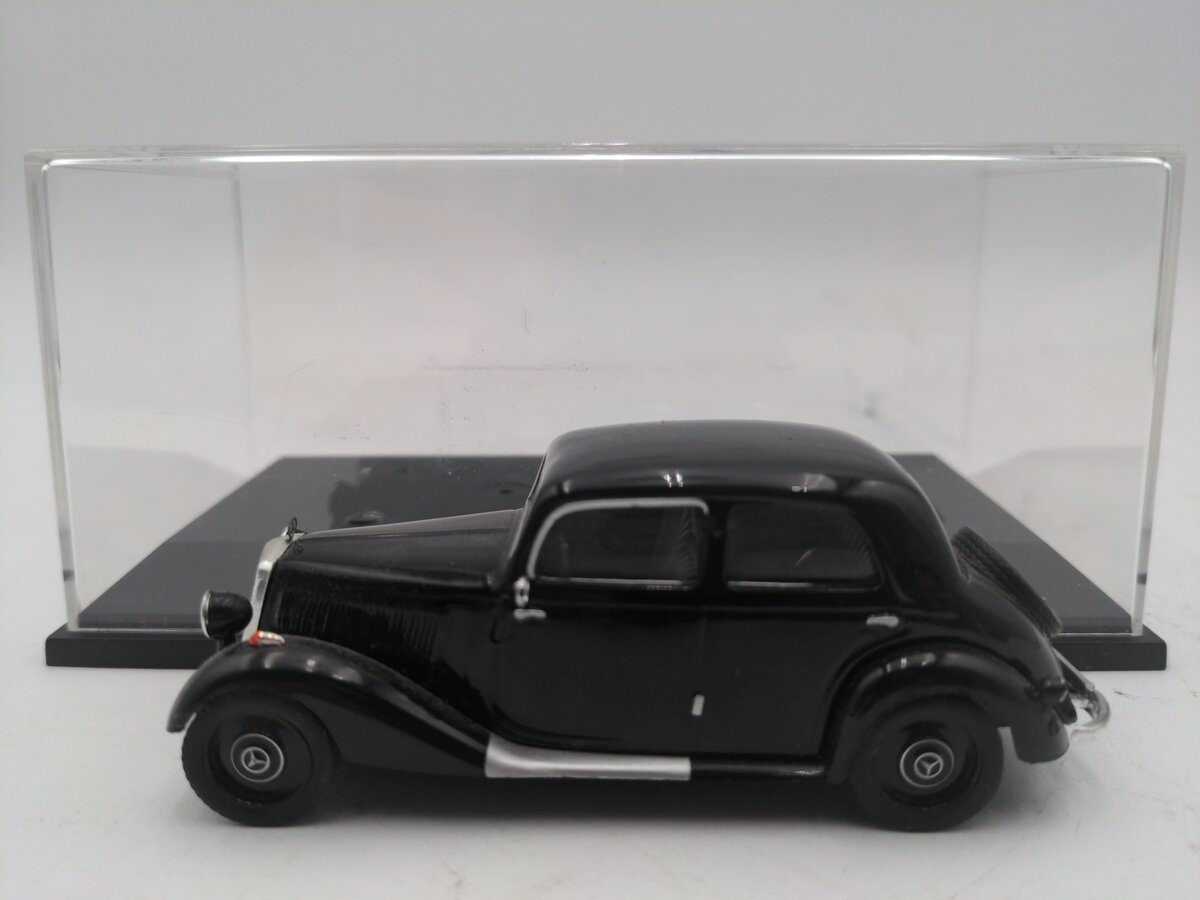 Schuco 1/43 Mercedes 170V Limousine Black EX/Box