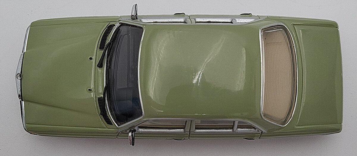 Minichamps 1:43 Mercedes Benz 230 CE 1977-85 Sage Green 430032214 EX