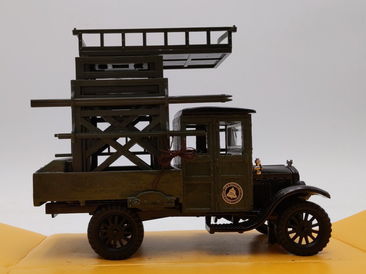 Yorkshire Co. 1:25 Scale Original 1927 Ford Cherry Picker-Construction Truck NIB