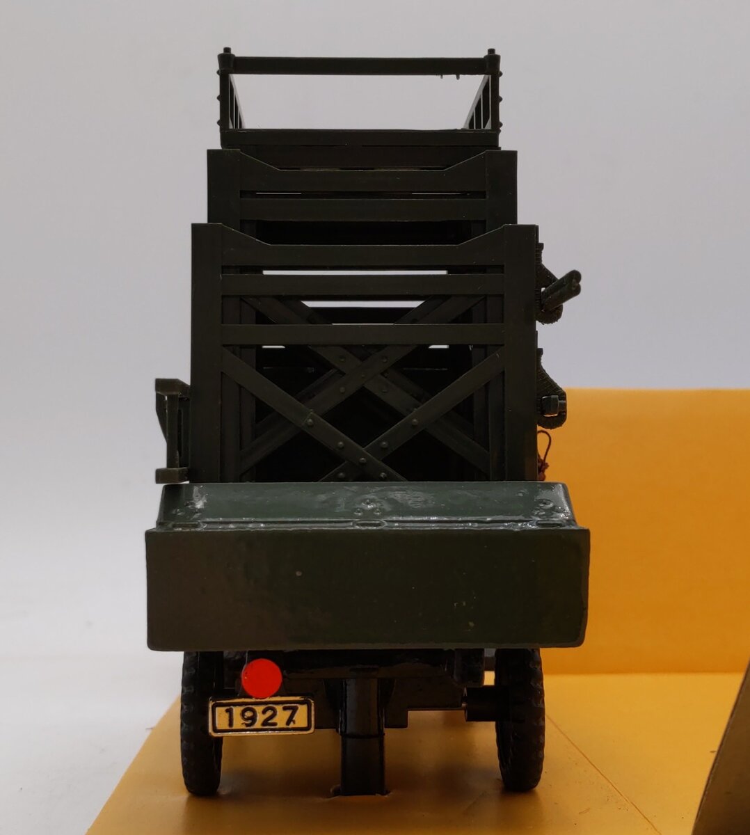 Yorkshire Co. 1:25 Scale Original 1927 Ford Cherry Picker-Construction Truck NIB