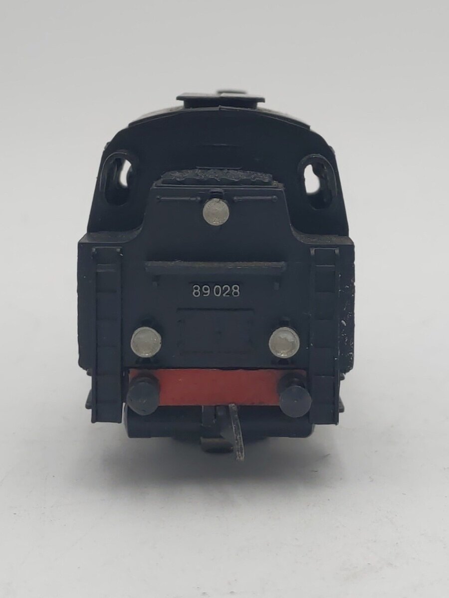 Marklin 3000 HO DB Tender Locomotive Br 89 version 2 EX/Box