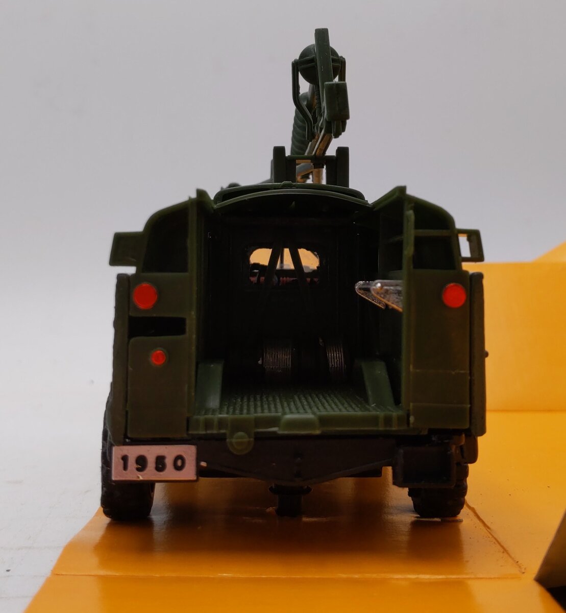 Yorkshire Co. 1:25 Scale Original 1950 Dodge 4-Wheel Drive Hydraulic Pole Digger NIB