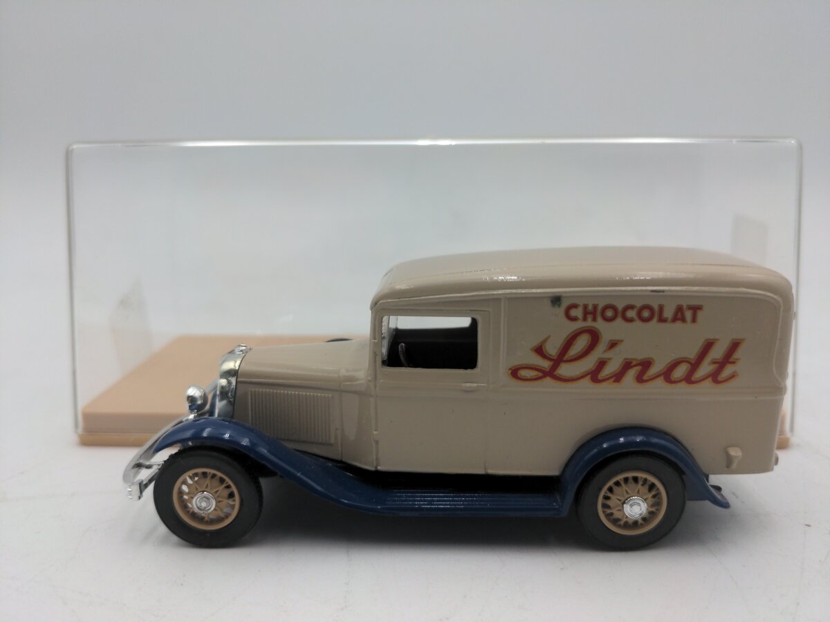 Eligor 1/43 Chocolat Lindt Truck EX/Box