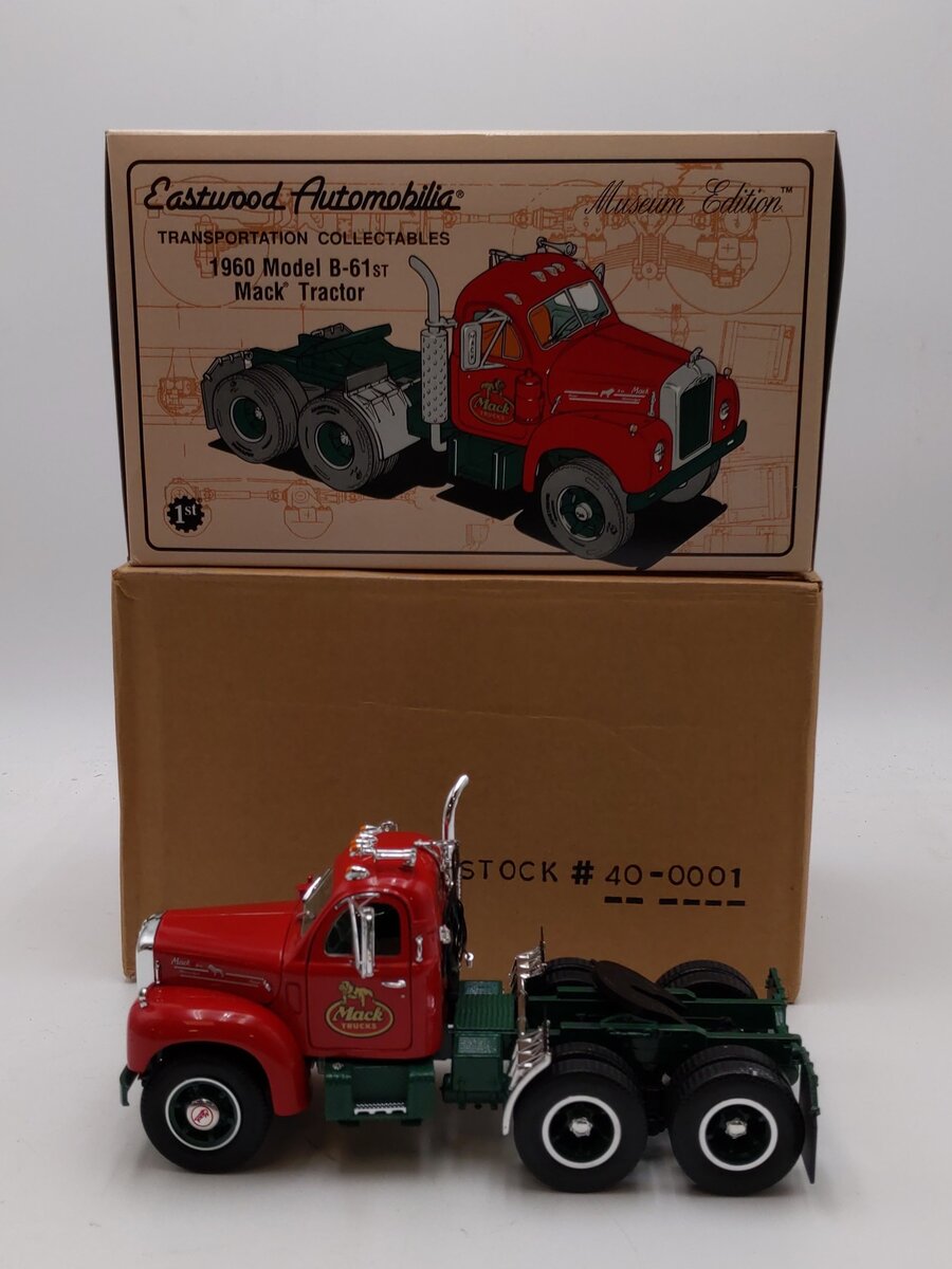 Eastwood Automobilia Transportation Collectable 1:25 1960 Model B-61 Mack Truck NIB