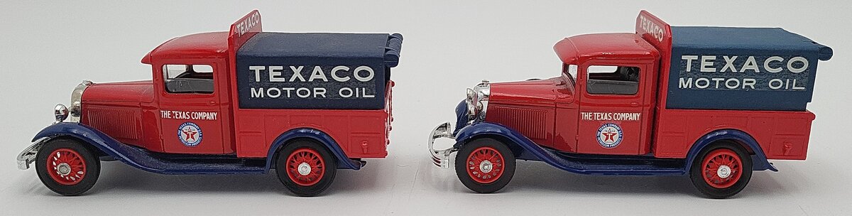 Eligor 1069 1:43 Red & Blue 1933 Ford V8 Texaco Bache Pick-Up Trucks [2] EX