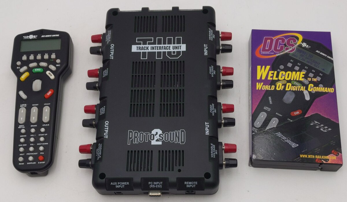 MTH 50-1001 O DCS Remote Control and DCS TIU Set EX/Box