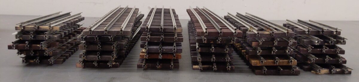Gargraves 101-S-37 O Phantom Regular with Tinplate Straight Track-Custom (30) VG