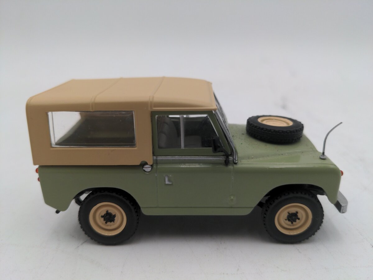 Whitebox 1/43 Land Rover 88 Serie 2 1961 VG/Box