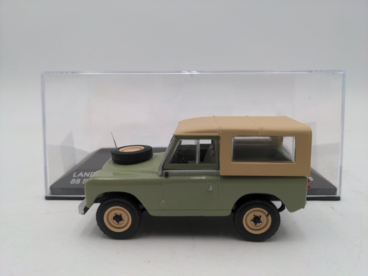 Whitebox 1/43 Land Rover 88 Serie 2 1961 VG/Box
