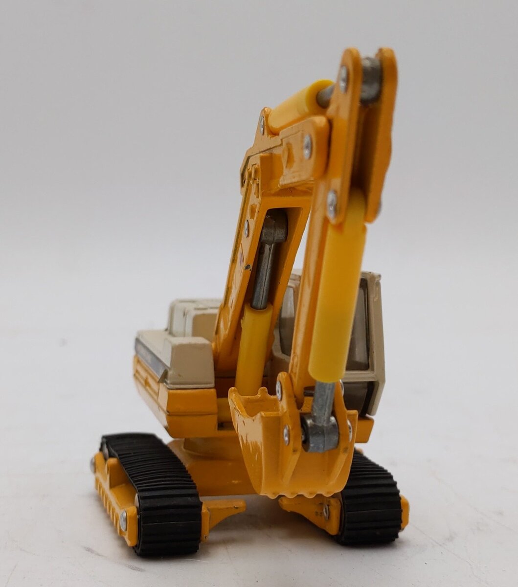 ERTL Mighty Movers 1:64 Scale 1854 International Hough Excavator #640 LN/Box