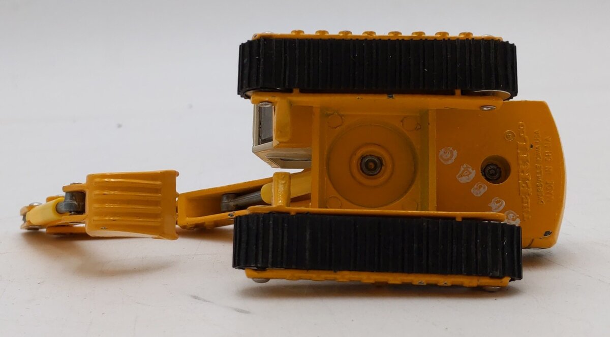 ERTL Mighty Movers 1:64 Scale 1854 International Hough Excavator #640 LN/Box
