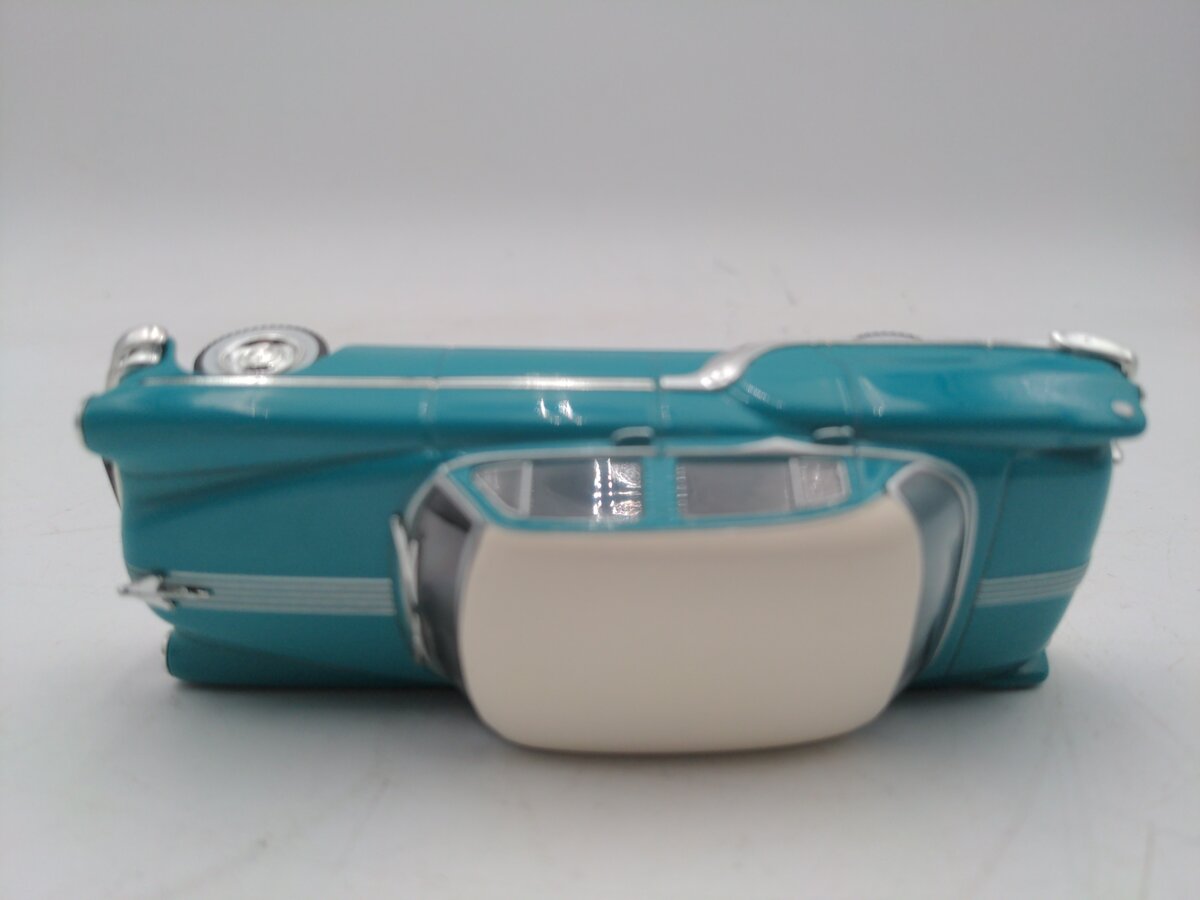 Whitebox 1/43 Pontiac Chieftain 1954 VG/Box