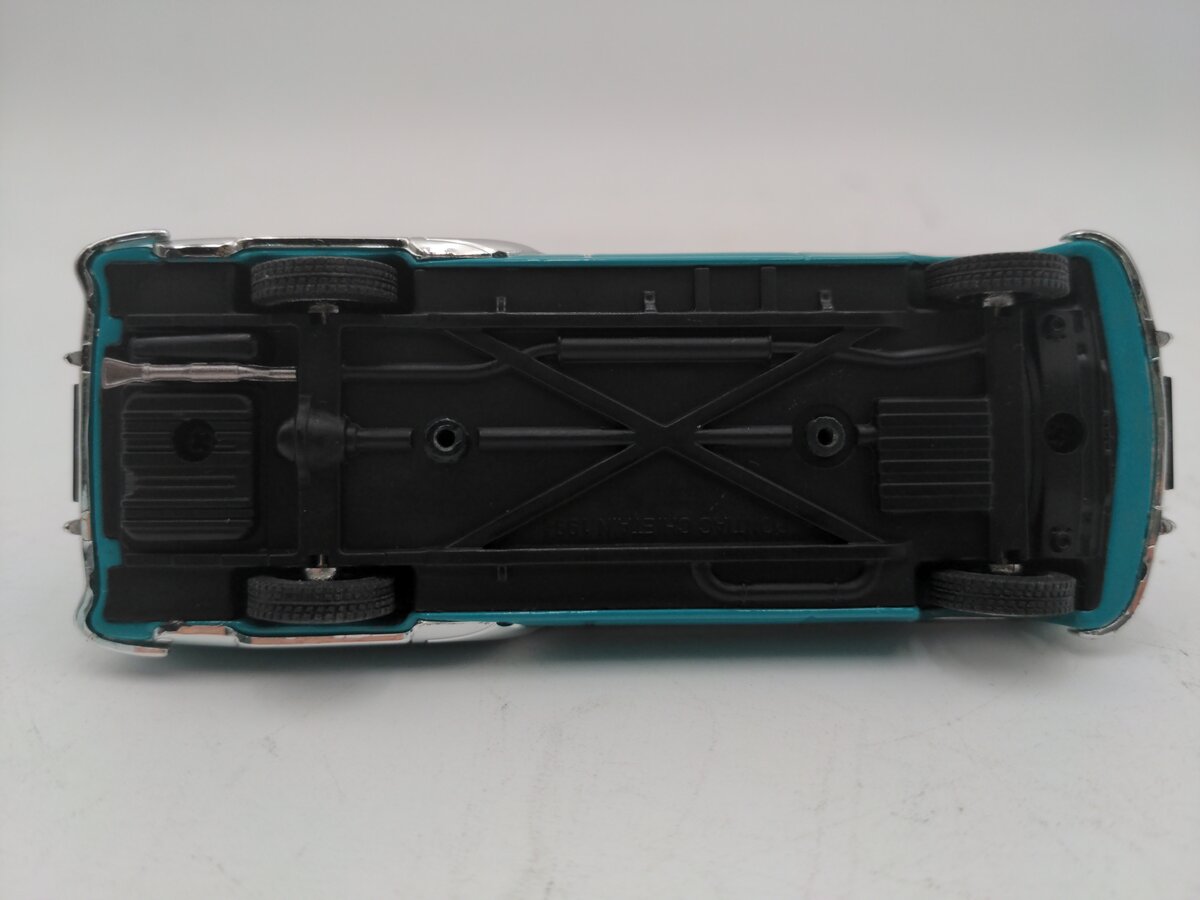 Whitebox 1/43 Pontiac Chieftain 1954 VG/Box