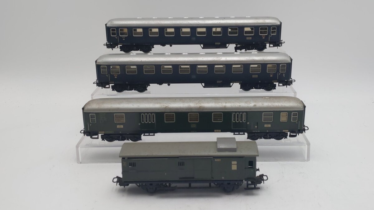 Marklin HO Vintage Freight & Passenger Cars: 4003, 4026, 4027, 4027 [4] EX/Box