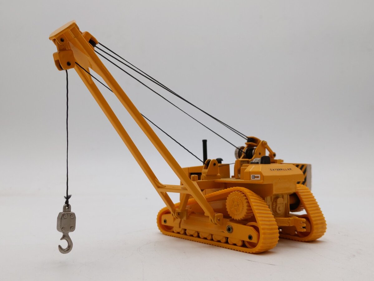Joal 224 1:50 Scale Caterpillar C-591 Pipe Layer Die-Cast LN