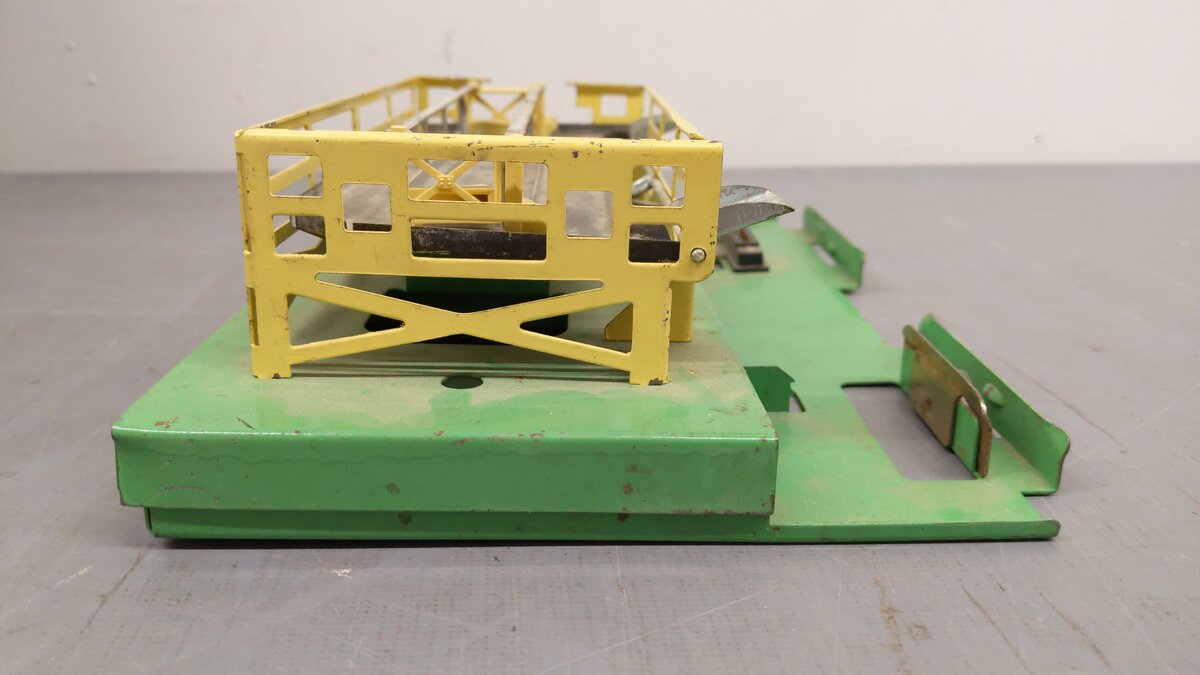 Lionel 3472/3656 Vintage O Gauge Stockyard, Stock/Reefer Car