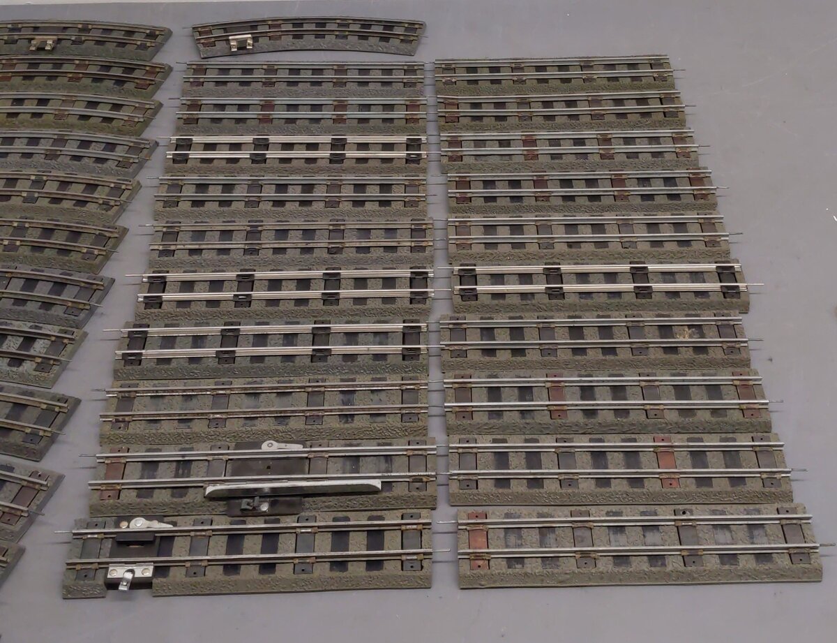 American Flyer 726&727 Vintage S Gauge Straight/Curved Rubber Roadbed Track [43] VG
