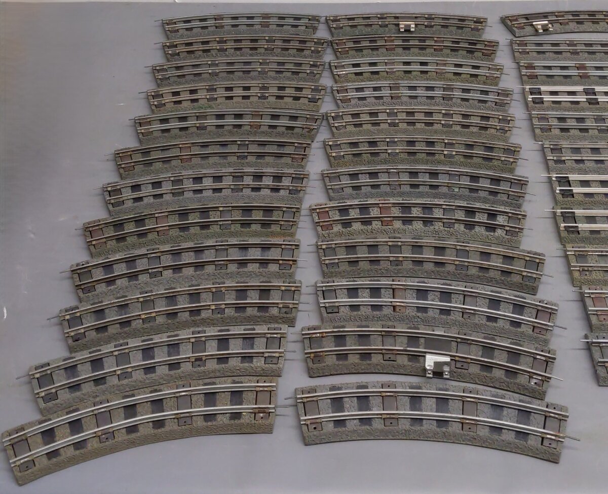 American Flyer 726&727 Vintage S Gauge Straight/Curved Rubber Roadbed Track [43] VG