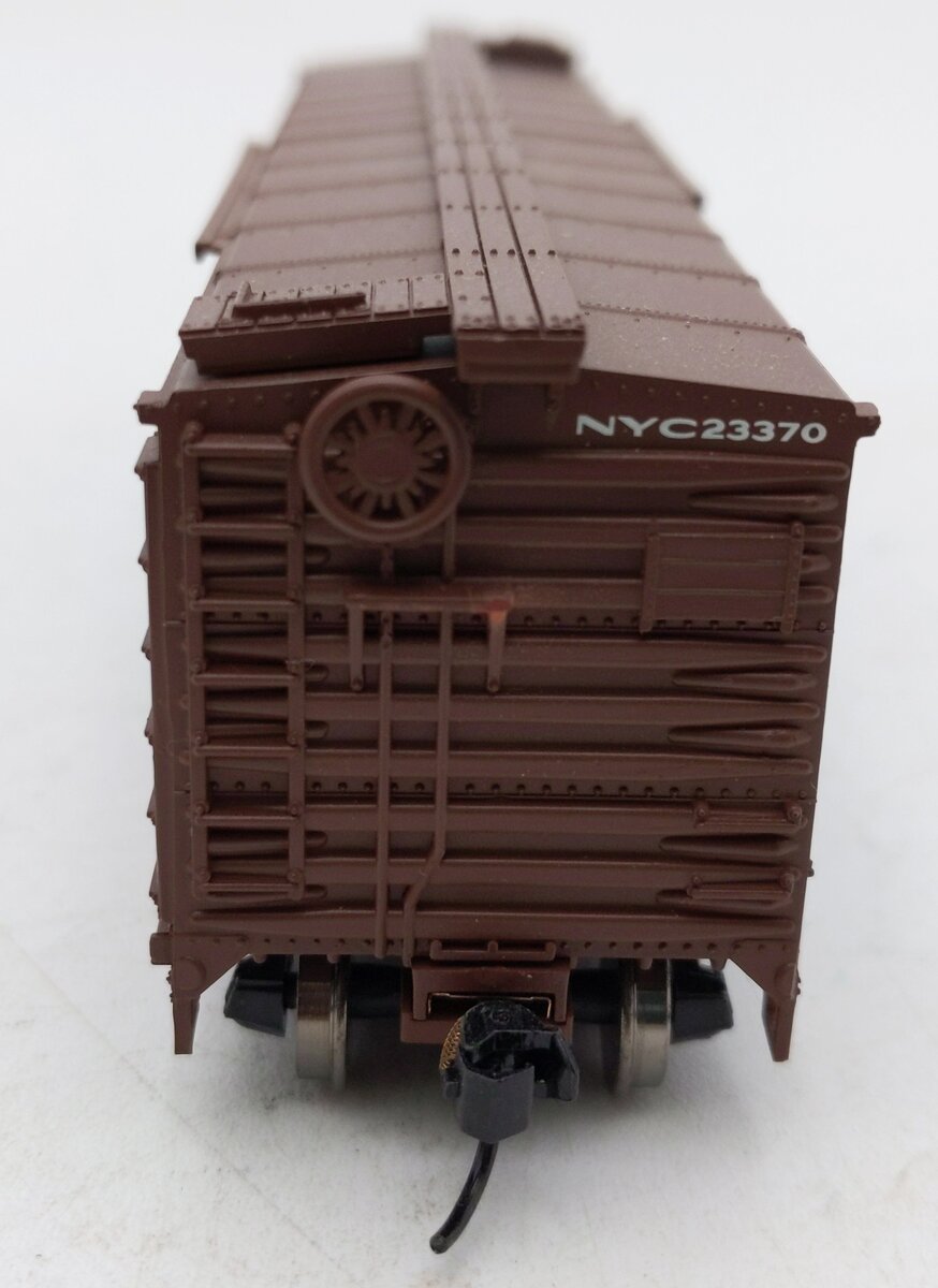 Walthers 910-4507 HO New York Central 40' Stock Car w/ Dreadnaught RTR #23370 LN/Box