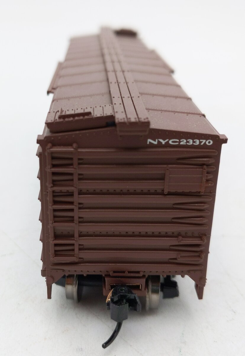 Walthers 910-4507 HO New York Central 40' Stock Car w/ Dreadnaught RTR #23370 LN/Box