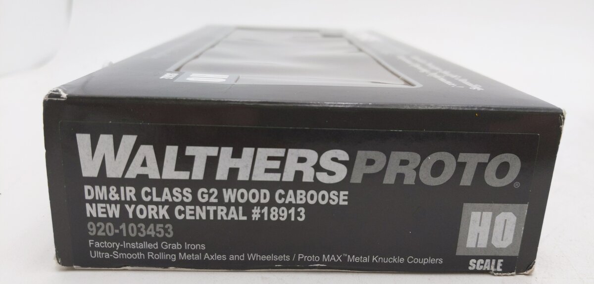 Walthers 920-103453 HO New York Central DM&IR Class G2 Wood Caboose #18913 LN/Box