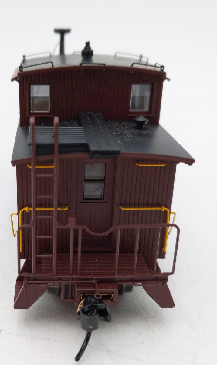 Walthers 920-103453 HO New York Central DM&IR Class G2 Wood Caboose #18913 LN/Box