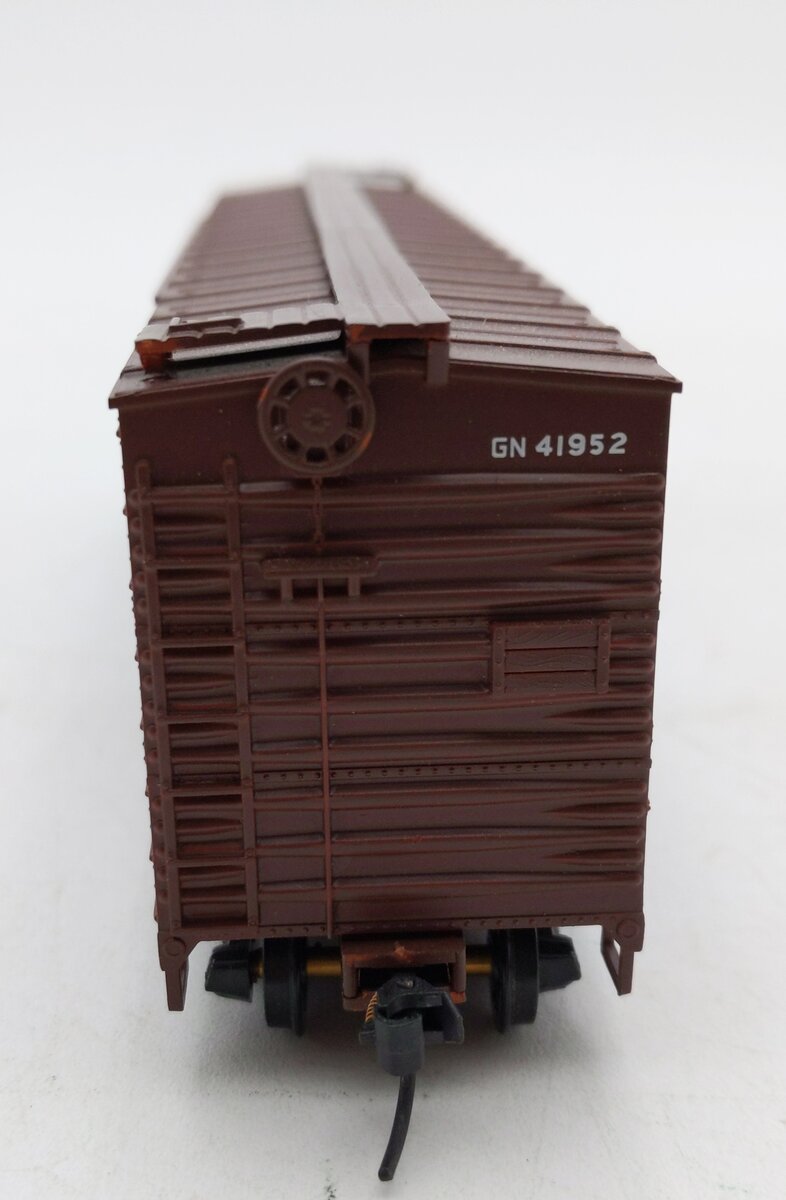 Walthers 932-5851 HO Great Northern 50' DD OB Auto Boxcar # 41952 LN/Box