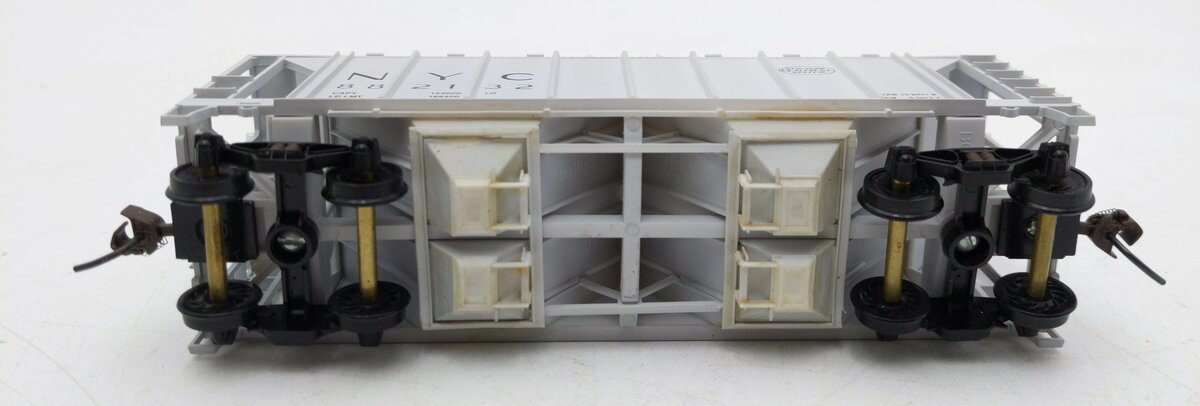 Bowser 60097 HO New York Central 70-Ton 2-Bay Covered Hopper Kit #882072 LN/Box