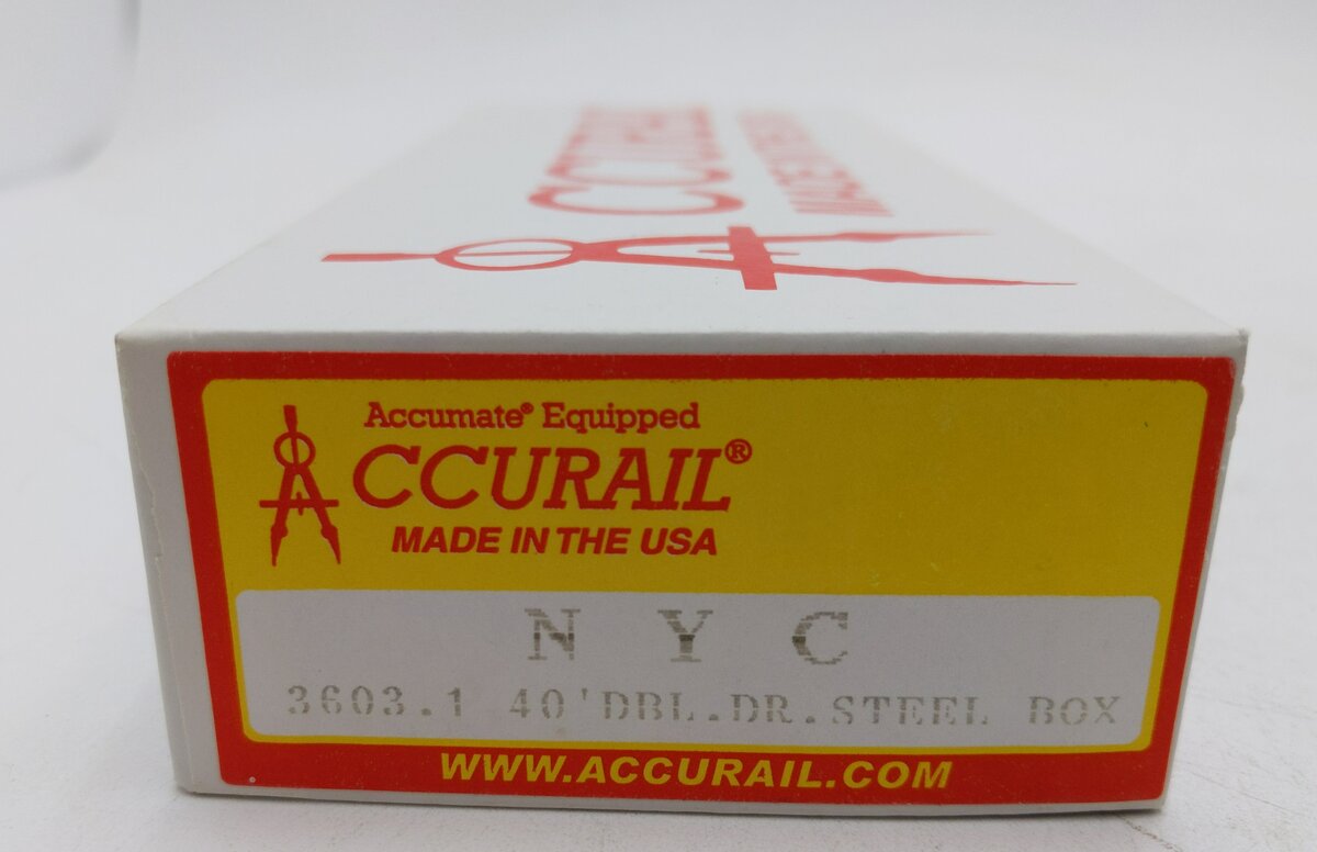 Accurail 36031 HO Scale NYC 40' DD BOXCAR 70923 LN/Box