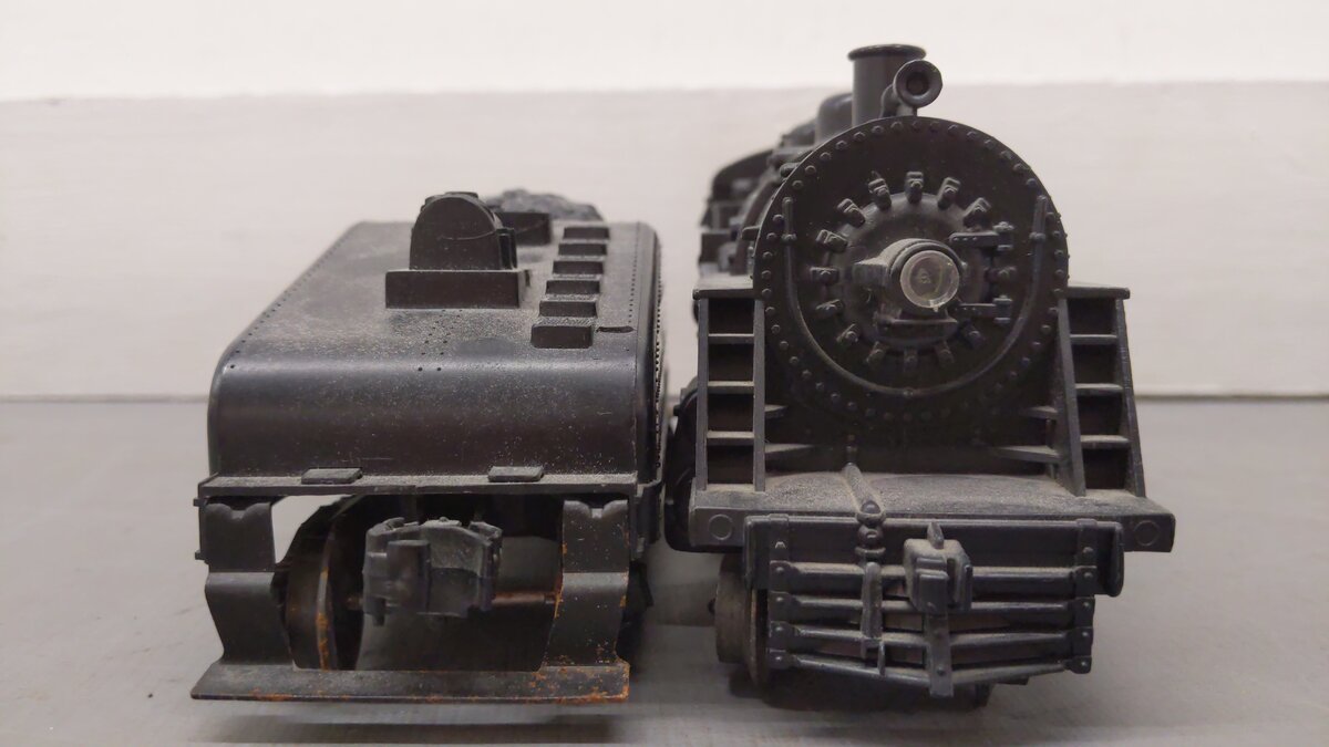 Lionel 1060 Vintage O 2-4-2 Plastic Steam Locomotive & Tender VG