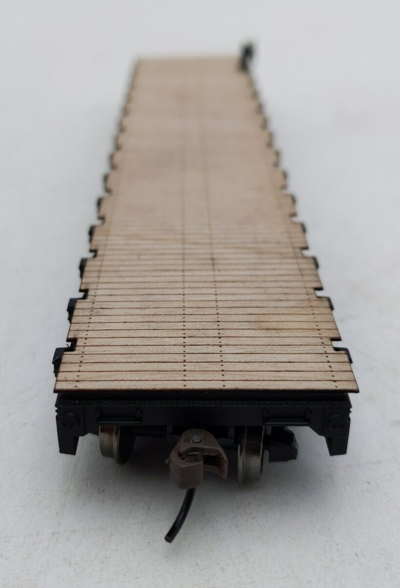 Walthers 931-1607 HO Nickel Plate Road Flatcar - Ready to Run #1907 LN/Box