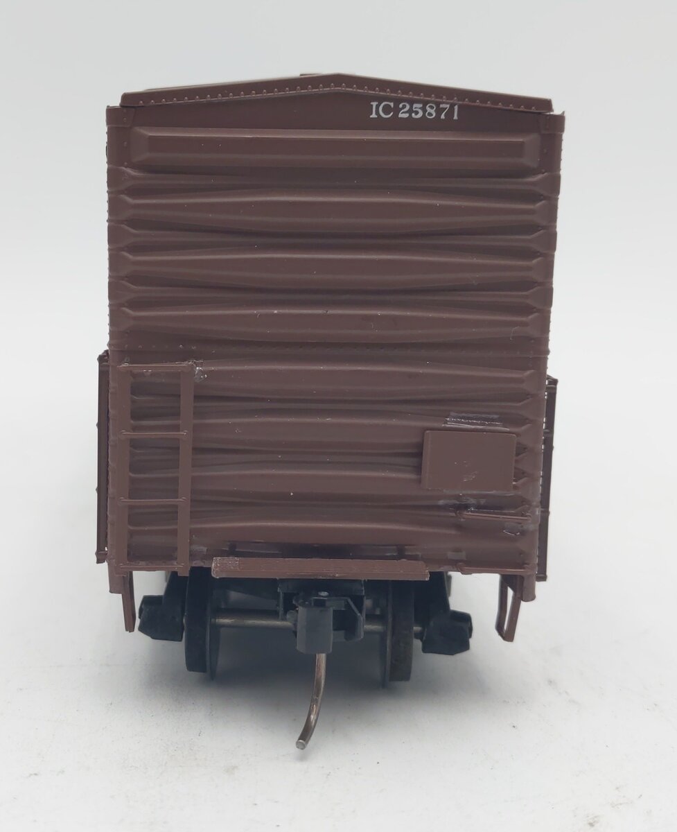 Pacific Rail B-527 S-Scale Illinois Central 50' Single Door Boxcar #25871 EX