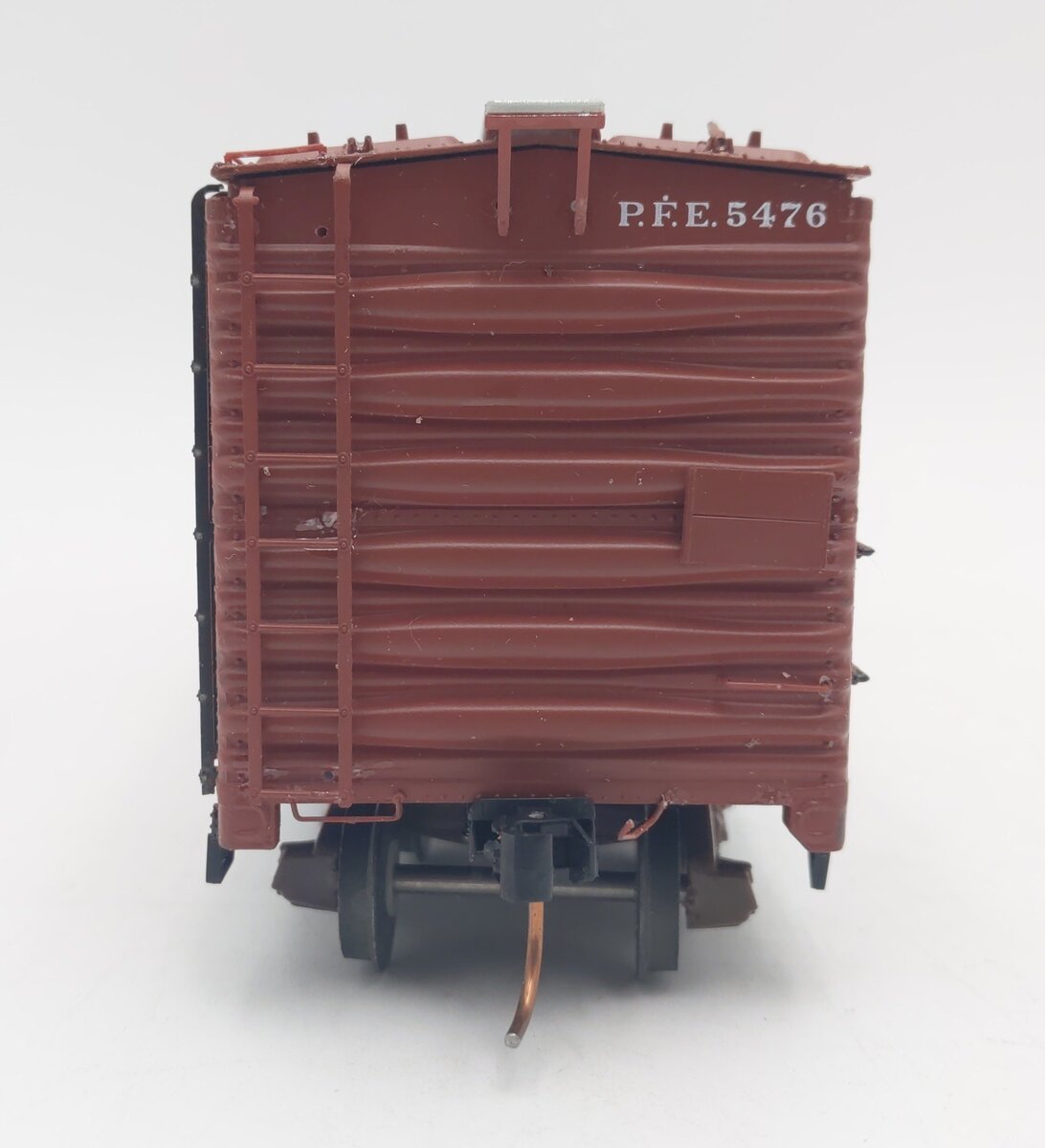 Pacific Rail 2330.5 S-Scale PFE R-40-23 Steel Ice Reefer Car Kit #5476 Assembled VG/Box